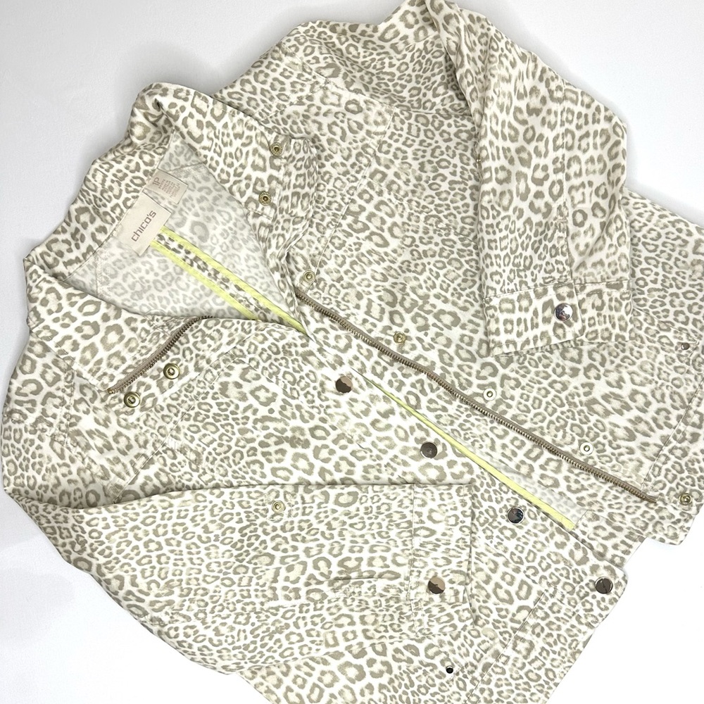 Chico’s Light Cheetah Print Jacket Size 1P